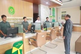 Tingkatkan Kualitas Layanan, Panitera PA Wangi Wangi Berikan Arahan Khusus dalam Briefing Rutin PTSP