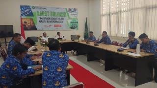 Unit Kepaniteraan PA Wangi-Wangi Gelar Rapat Monev Bulan September dan Rencana Kerja Bulan Oktober